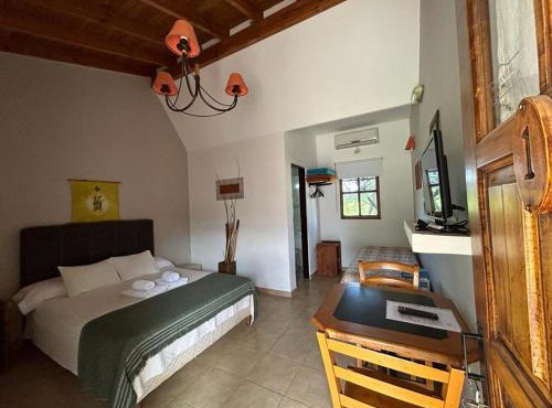 Hosteria Manantial de Carpintería