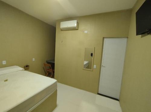 Karajas Hotel