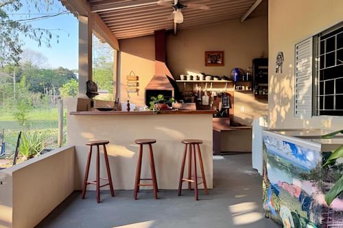 Rancho com piscina e vista para o Paxixi