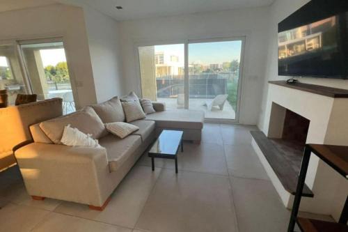 Espectacular Casa en Puertos del Lago Escobar