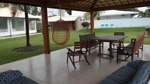 LINDA CASA 4 QUARTOS CONDOMÍNIO PARQUE INTERLAGOS