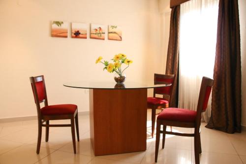 Olimpo Hotel & Suites