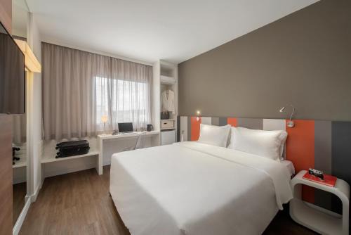 Intercity Bauru 